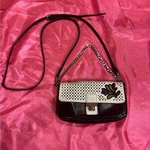 Dream Control-NYC Elegant Black&White PURSE with Floral embroidered Accent